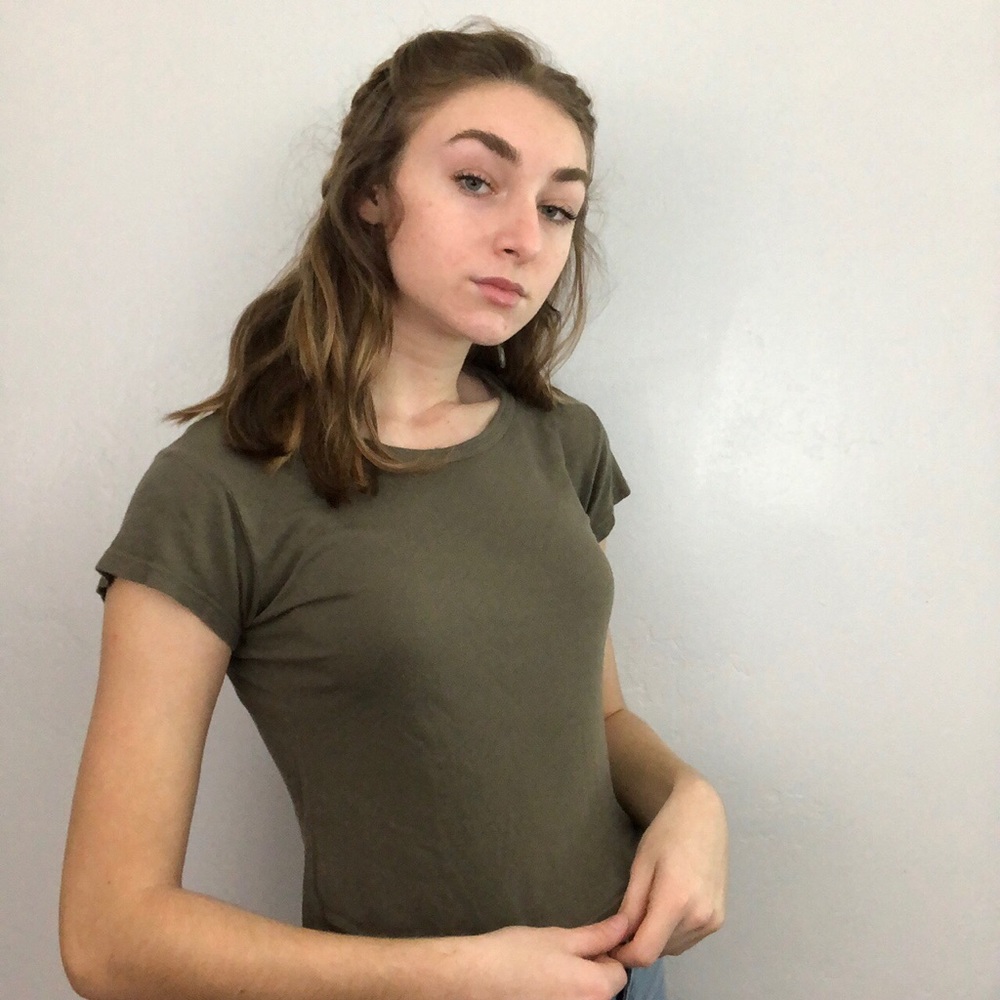 olive tee